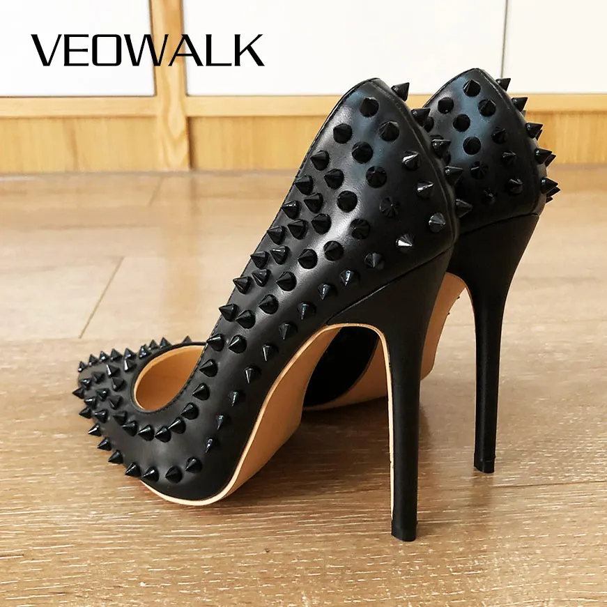 Veowalk Schwarz Matte Frauen Voller Punk Nieten Spitz High Heels Sexy Damen Spikes Stilettos Pumpen Frau Club Party Schuhe