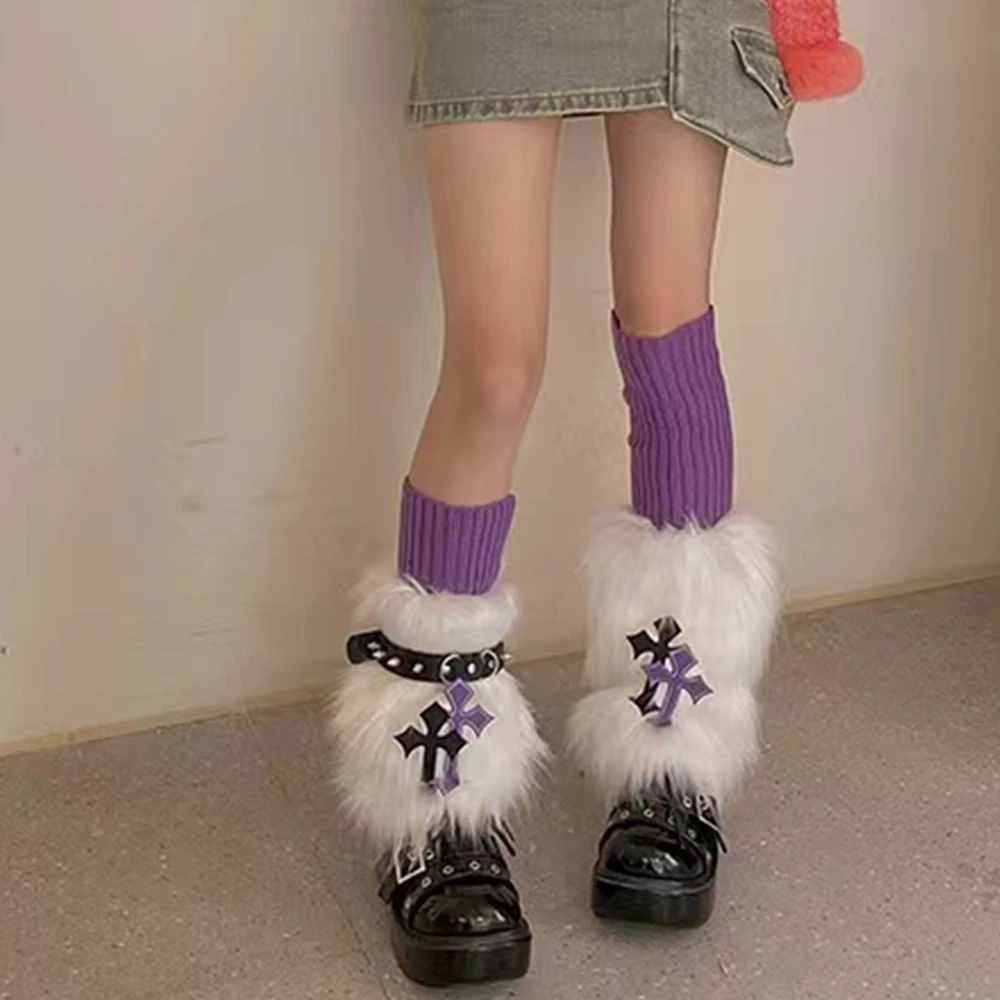 Pelzige Beinwärmer-Set Y2K Goth Weiß Kunstpelz Kreuz Beinwärmer Stiefelüberzüge Lady Cute JK Knielange Hipster Warme rosa Socken Image