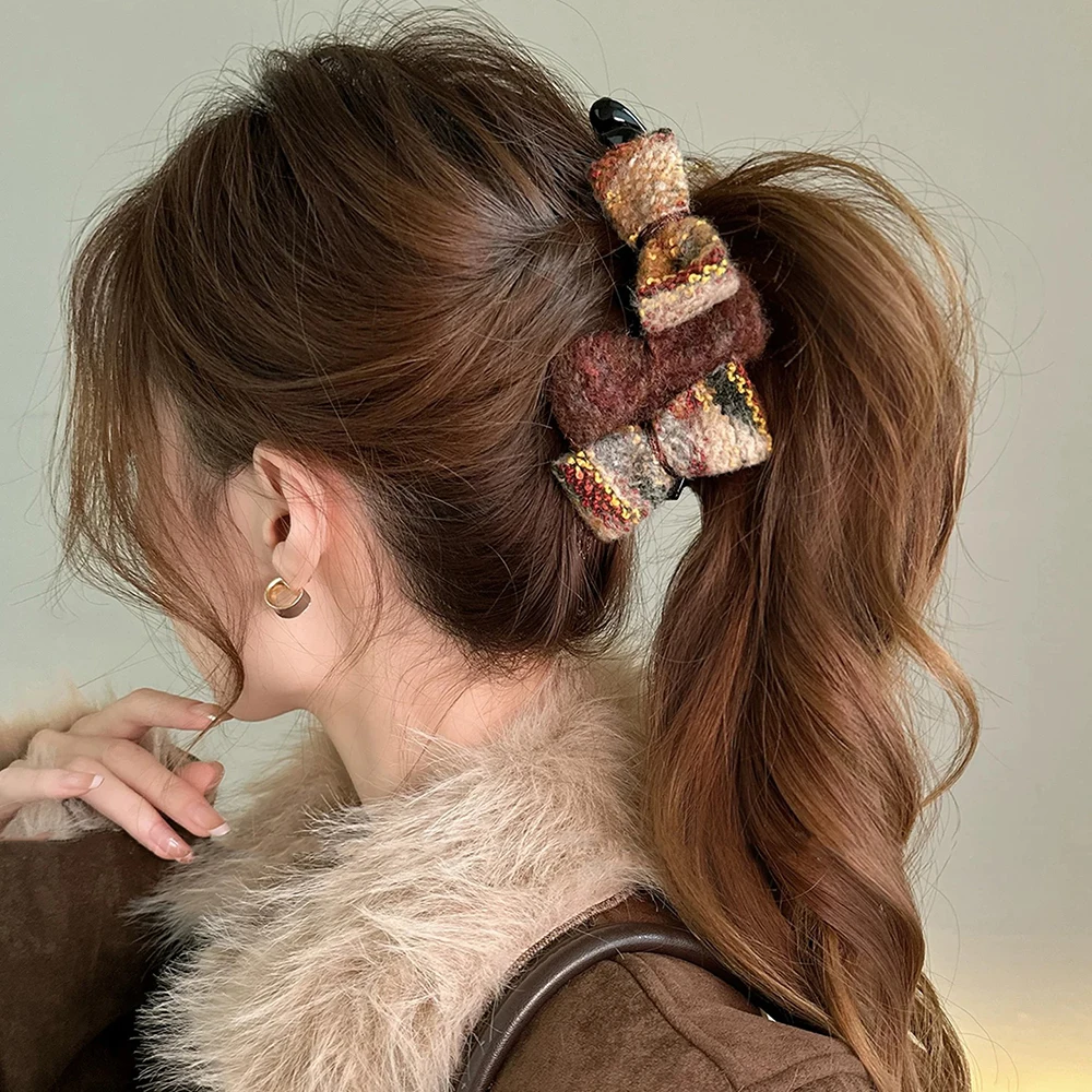 AWAYTR Neue Mode Stoff Schleife Banane Haarspangen Haarnadel für Frauen Hinterkopf Pferdeschwanz Kopfschmuck Haarschmuck Image