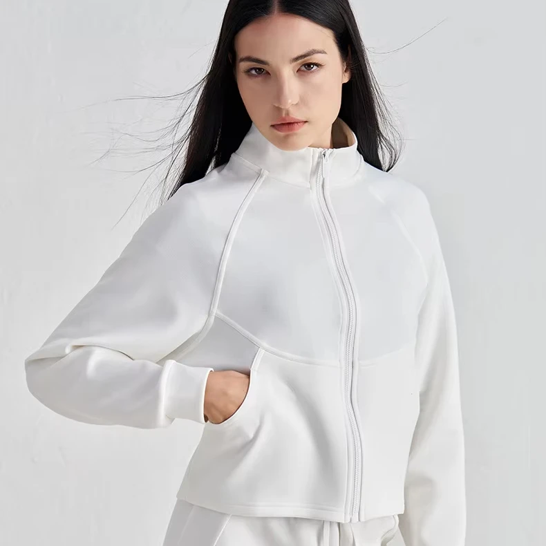 Giacca sportiva da donna con Logo personalizzato a manica lunga giacca da donna ad alta elasticità con cerniera Giacca da Yoga ad asciugatura rapida con palestra