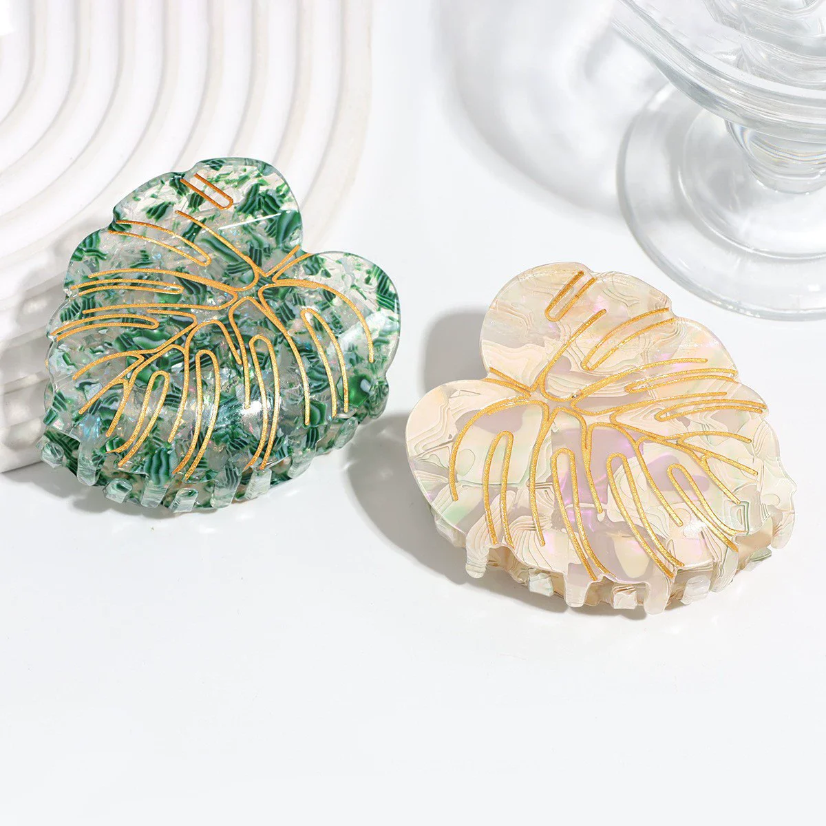 Yi YHJ donne in Stock accessori per capelli simpatici e divertenti 8cm con disegno a foglia Clip per capelli in acetato fermaglio per capelli consegna rapida all'ingrosso