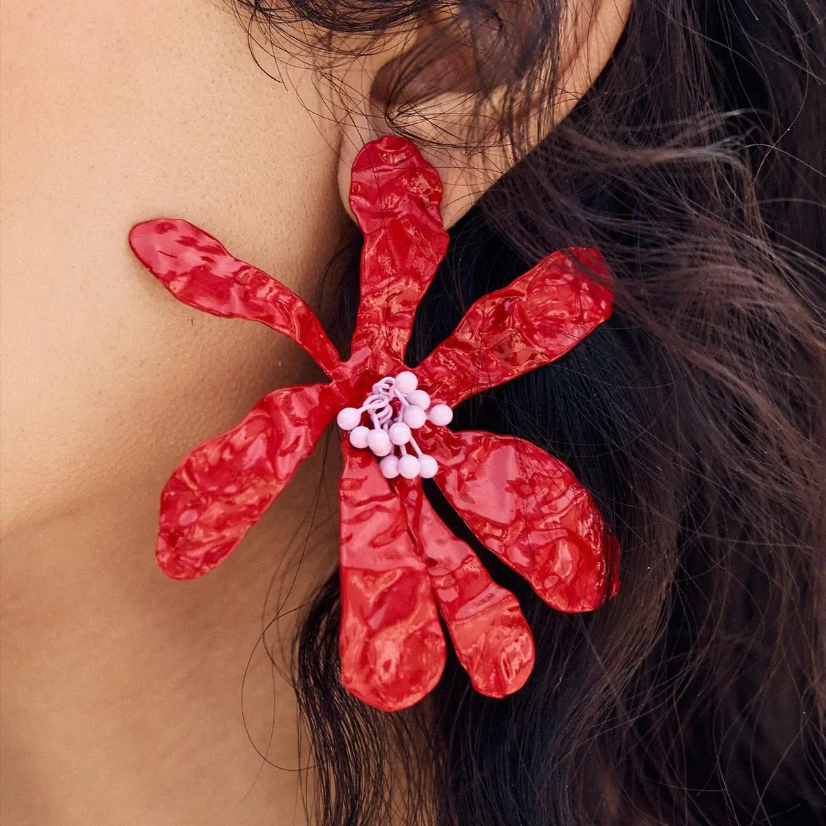 KAIMEI 2025 nuovo arrivo gioielli di moda alla moda in metallo gocciolamento olio orecchini eleganti acetato in acrilico grande fiore orecchini Punk