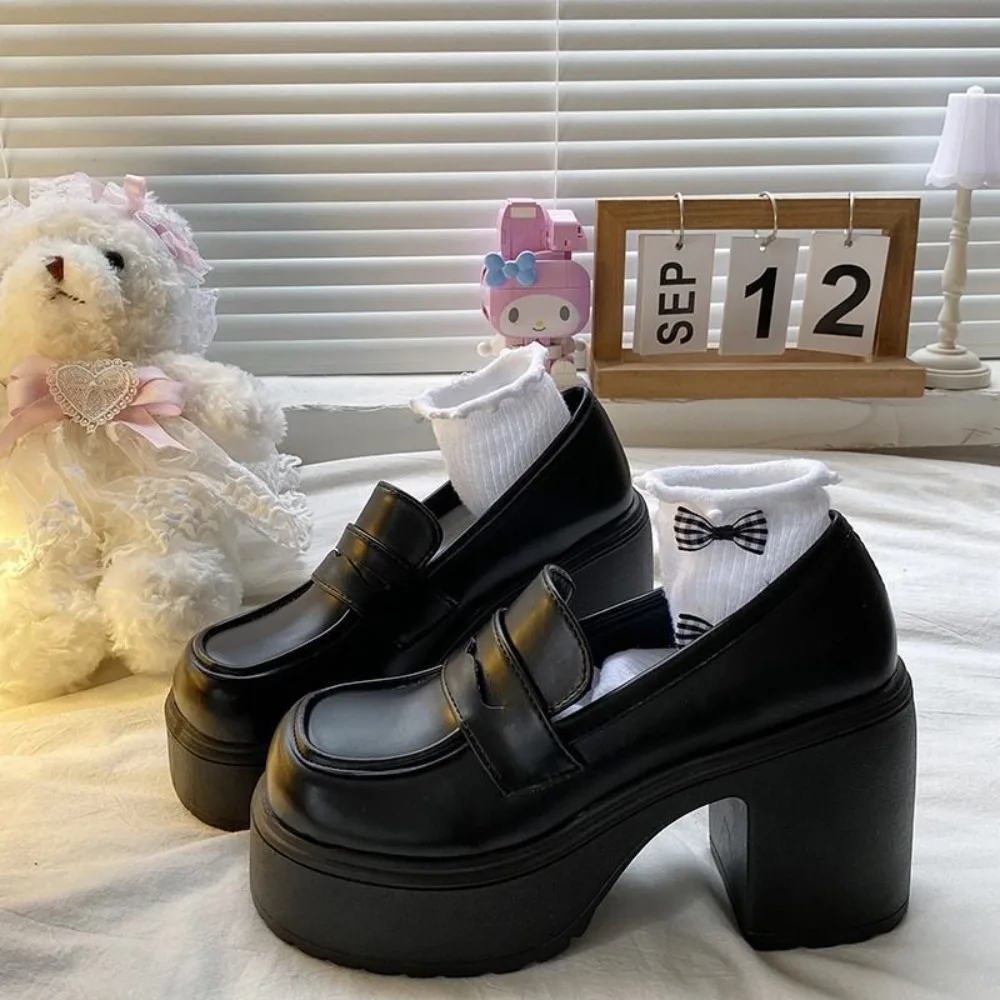 Herbst Plattform Mary Jane Schuhe Damen heißen Verkauf High Heels Slipper Frauen Schuhe Retro Chunky Heels Pumps Frau Uniform College
