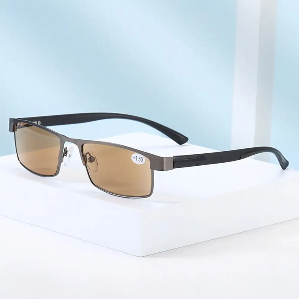 1pc Lesebrille Frauen Männer ältere Mode PC-Rahmen tragbare presbyopische Brille High-Definition-Vision Pflege 1.0 ~ 4,0 Image