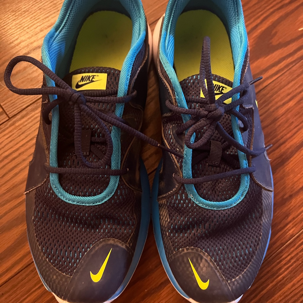 Nike Shoes | Boys Youth Nike Blue Yellow Athletic Shoes | Color: Blue/Yellow | Size: 7b