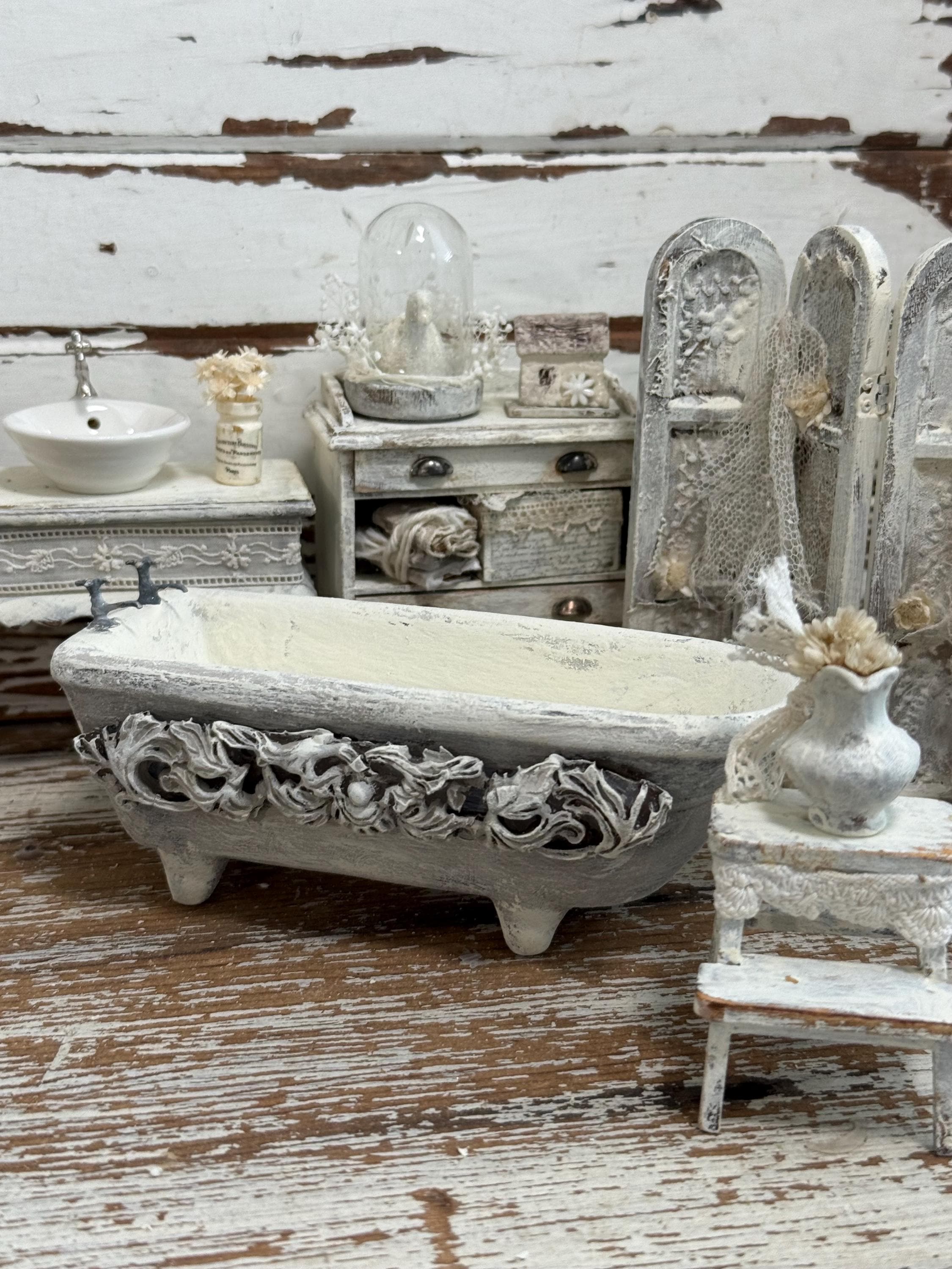 Vasca da bagno in miniatura per casa delle bambole, bagno per casa delle bambole in scala 1:12, vasca da bagno in legno vintage per casa delle bambole