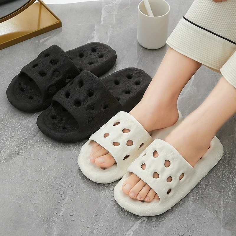Badezimmer-Duschpantoffeln mit Löchern für Damen, Schnelltrocknende Rutschfeste EVA-Hausschuhe, Bonbonfarbene Leichtgewichtige Ausgehöhlte Schuhe Größe 45