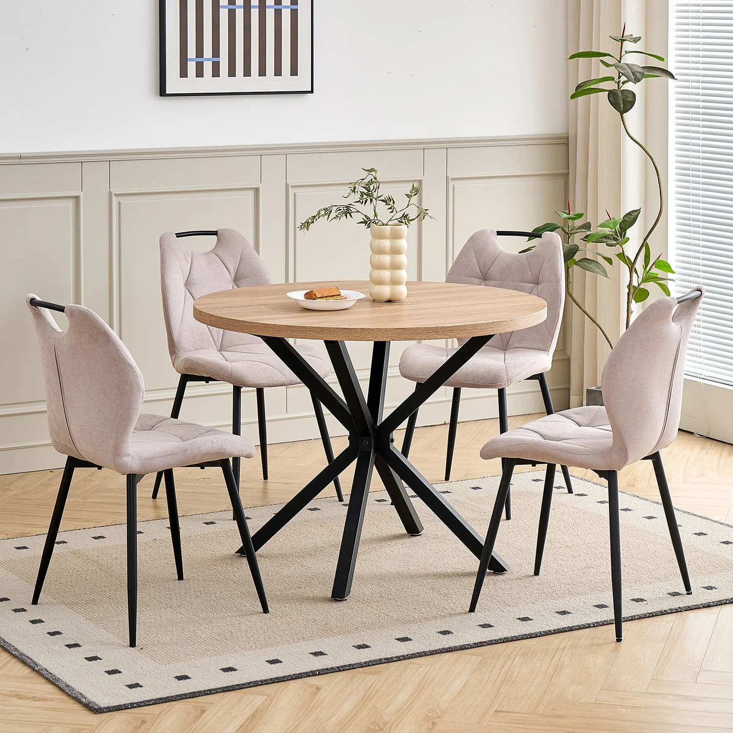 Ein Set aus 4 modernen Esszimmerstühlen + rundem Esstisch, rundes Esstisch-Set mit gepolsterten Stühlen, für Familien- und Café-Nutzung.