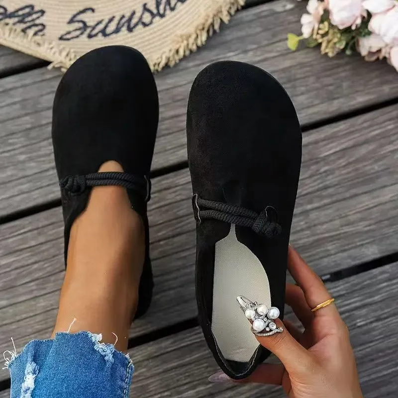 2026 Frühling/Herbst Neue Slip-On Freizeitschuhe für Damen - Große Größen Minimalistische Flachsohlen-Schuhe, Vielseitige Pendlerschuhe
