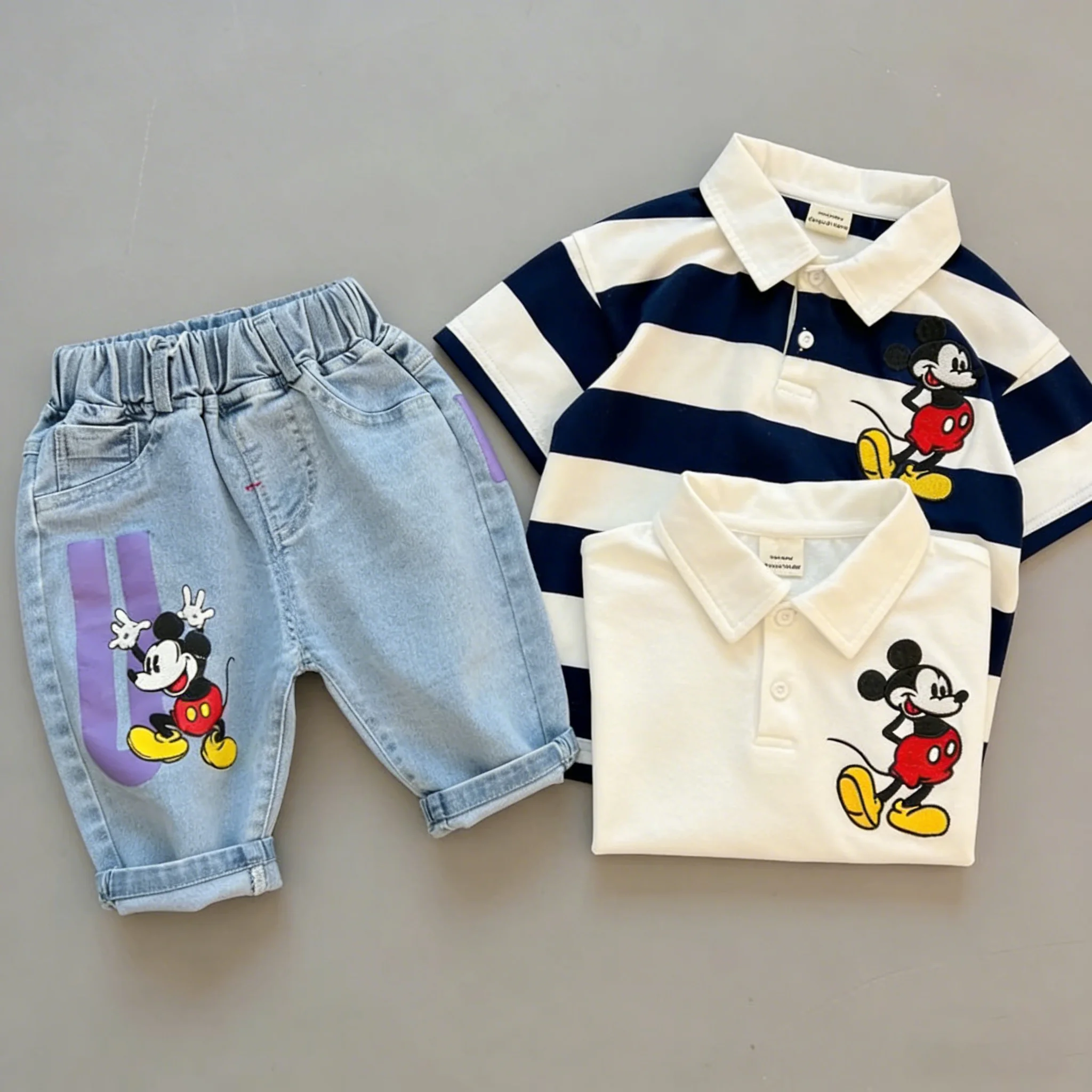 Mickey Mouse Kurzarm-Kleidungsset für Kinder 2026 Frühling Sommer Baby Junge Mädchen Poloshirt + Jeans 2-teiliger Kinderkleidungs-Trainingsanzug Image