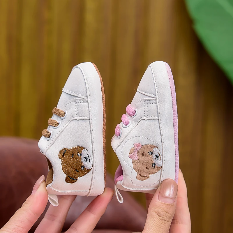 Frühlings- und Herbst-Babyschuhe, bestickte Bären-Babyschuhe, Neugeborenen-Lauflernschuhe mit weicher Sohle, 0-12 Monate Unisex-Kleinkindschuhe Image