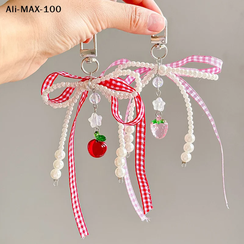 【Rw】 Süßer Schlüsselanhänger mit kariertem Band, Erdbeer-Charm, Schlüsselanhänger, Schleife, Perle, Telefonanhänger, Schmuck für Mädchen und Frauen, Geschenktüten-Dekoration Image