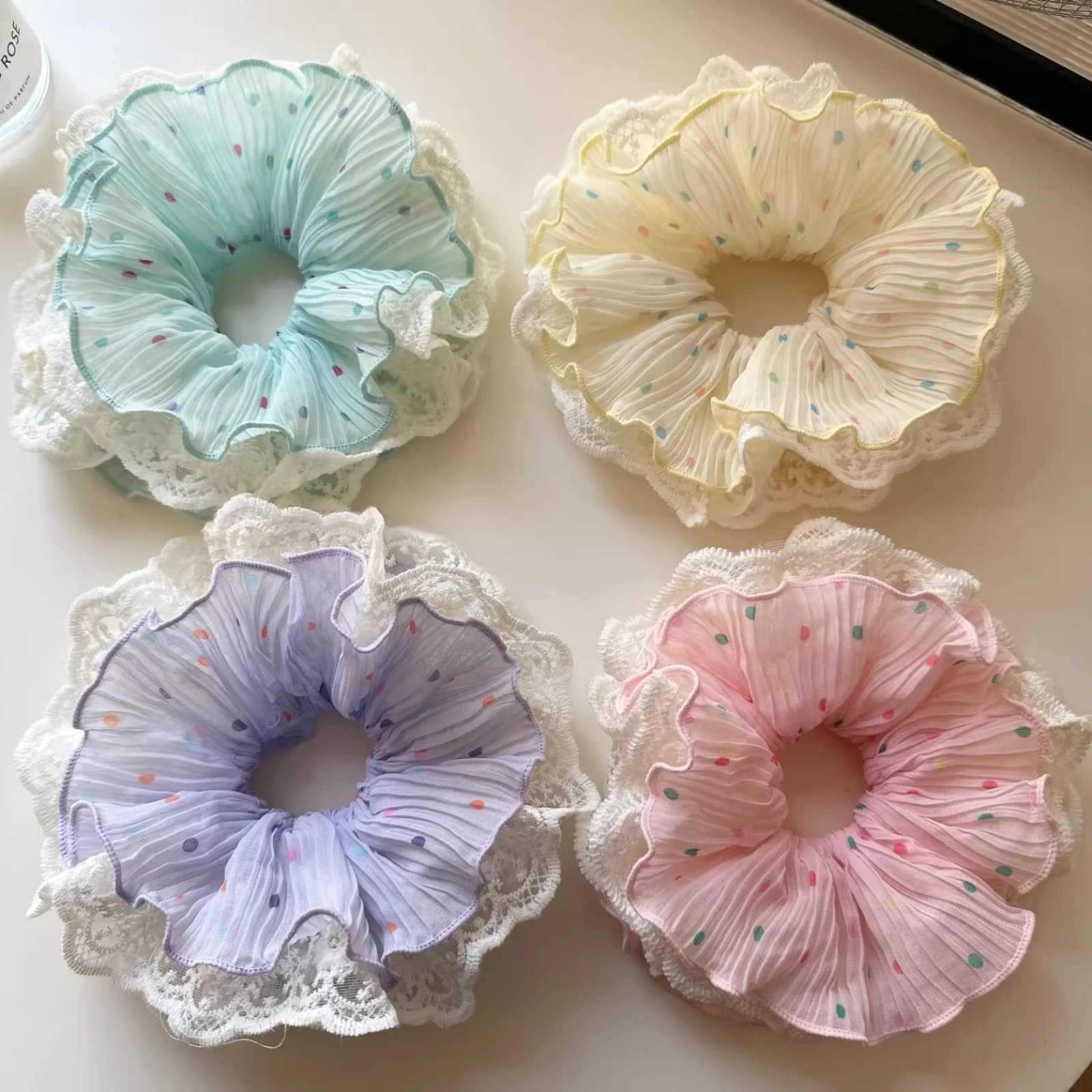 Pastellfarbene Polka-Dot-Spitzen-Haargummis für Damen, süße, gerüschte, plissierte Chiffon-Haargummis, weiche, elastische Haarbänder, modischer Haarschmuck Image