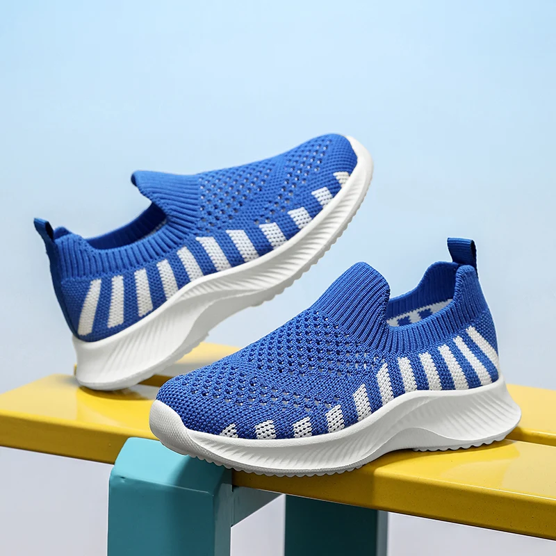 Kinderschuhe Jungen Laufschuhe Sport-Sneaker mit Socken für Kinder Große Mädchen Atmungsaktive Mesh-Schulschuhe Weiche Sohle Casual Walking Tenis