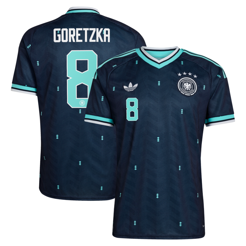 "DFB Auswärtstrikot 2026 mit Aufdruck Goretzka 8" Image