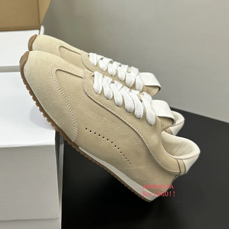 2025 herbst Khaki Wildleder Flache Müßiggänger Schuhe Frauen Leder Lace Up Casual Turnschuhe Designer Party Liebhaber Wanderschuhe Frauen