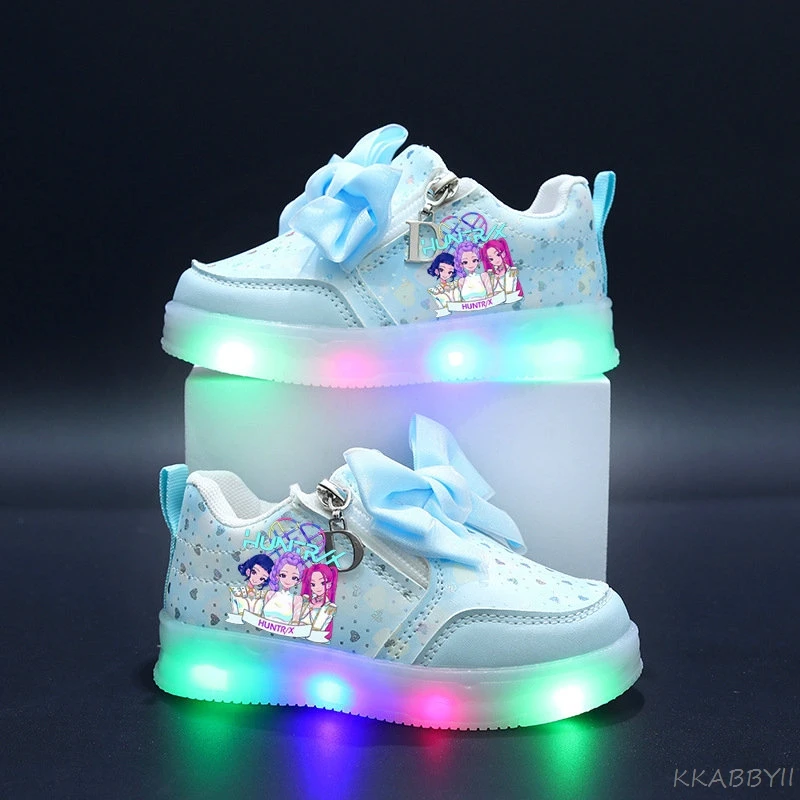 Kpop Demon Hunter Kinder-Sneaker Niedliche Cartoon LED-Leuchtschuhe für Jungen und Mädchen Leuchtende Schuhe Kleinkind Blinklichter