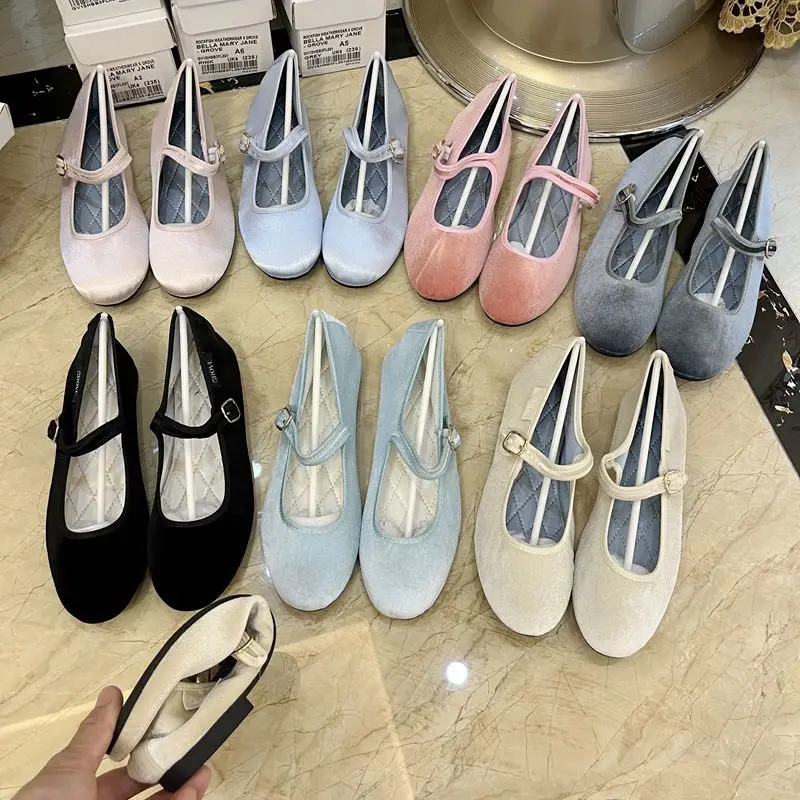 Samt Elegante Schuhe für Frauen Mary Janes Schnalle Weiche Ballerinas Designer Schuhe Frühling Herbst Damen Sportschuh 2023