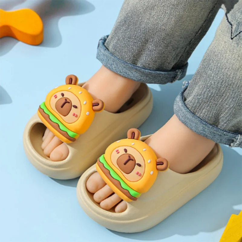 Cartoon-Capybara-EVA-Hausschuhe für Kinder, Sommer 2026, ausgehöhlte, schnell trocknende Badezimmer-Duschpantoffeln, niedliche Eltern-Kind-Schuhe