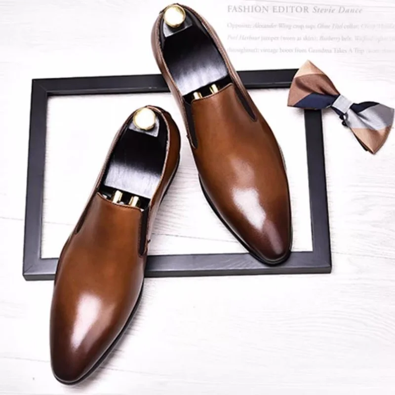 Herren Business-Lederschuhe im schlichten Stil aus erstklassigem Rindsleder, spitze Slipper, elegante Loafer, formelle Herrenschuhe, flache Lederschuhe