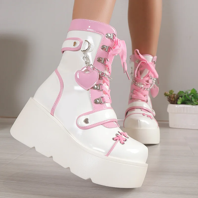 Neue Damen-Plateau-Punk-Stiefel, Gothic-Motorradstiefel mit klobiger Sohle und mittlerer Wade, Übergröße 42 43, niedliche alternative Modeschuhe Image