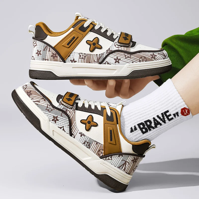 Korean Version of Fashion White Shoes Men's Shoes Comfortable Platform Shoes New Casual Sports Board Shoes Trendy Men's Shoes