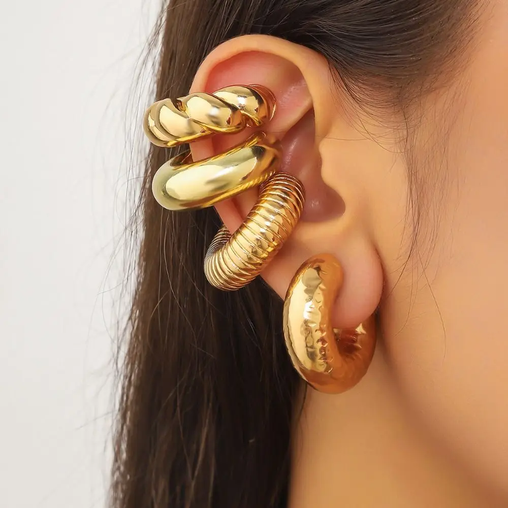 4 Stück Einfache C-förmige Acryl-Ohrclips in Gold- und Silberfarben, Nicht Durchbohrte Runde Clip-Ohrringe, Punk Chunky Hoops Ohrringe für Frauen