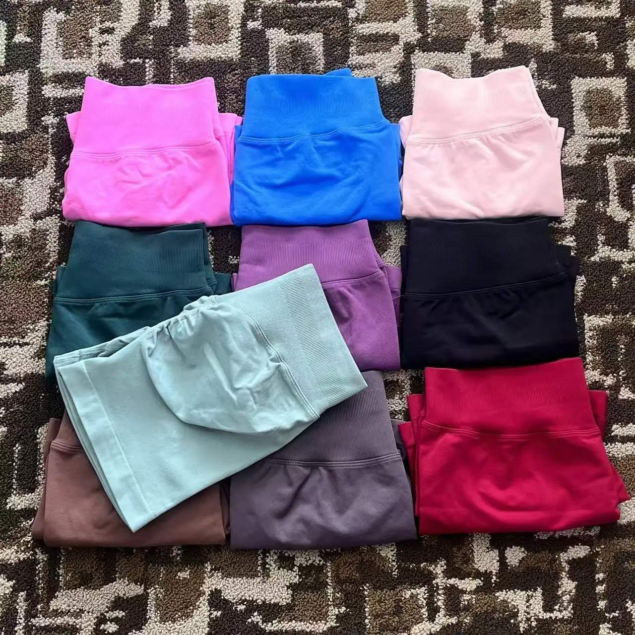 Pantaloncini da palestra da donna, shorts sportivi da ciclista a vita alta e modellanti, pantaloncini da yoga, leggings senza cuciture con effetto push-up per il gluteo