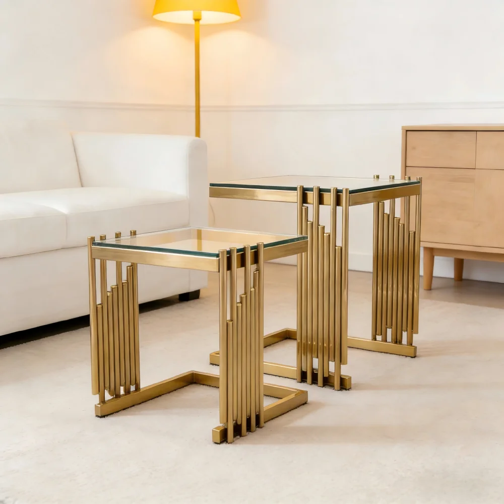 Modernes 2er-Set Quadratische Beistelltische, Goldene Gestelle, Klare Glasplatten, Kleiner Tisch für Sofa Schlafzimmer Balkon Image