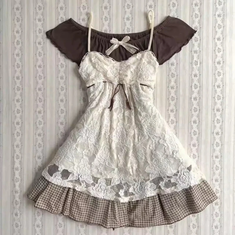 Sommerliches Vintage-Rock-Set für Damen: Sexy schulterfreies Oberteil mit Schleife + Süße Spitzen-Trägerweste + Y2K Retro Karierter Minirock