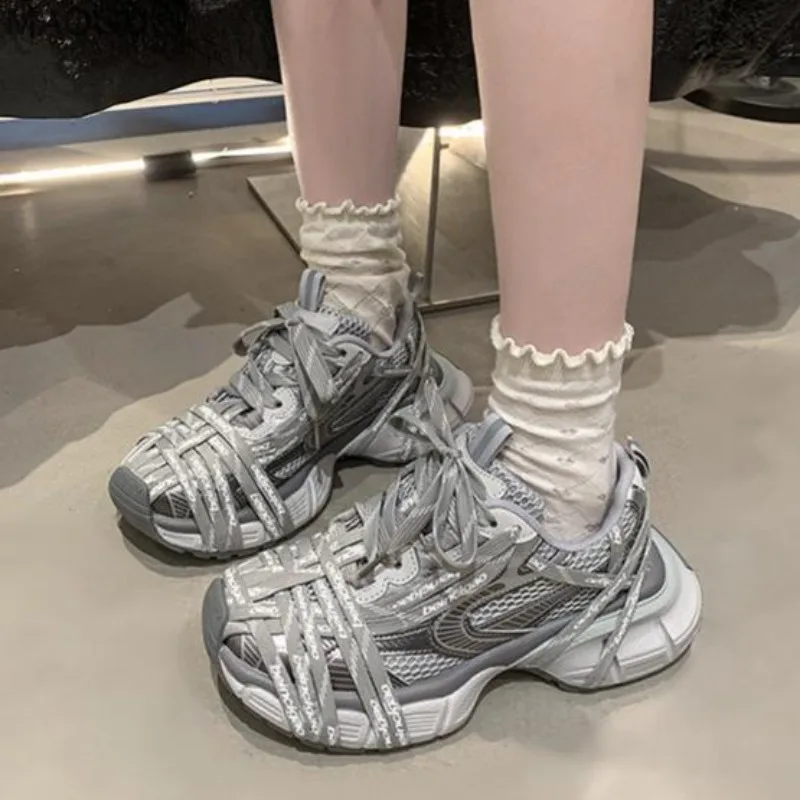 Mode frauen Chunky Turnschuhe Dicke sohle Weibliche Casual Sport Schuhe Atmungsaktive Frauen Täglichen Schuhe Größe 35-40 Tenis de Mujer