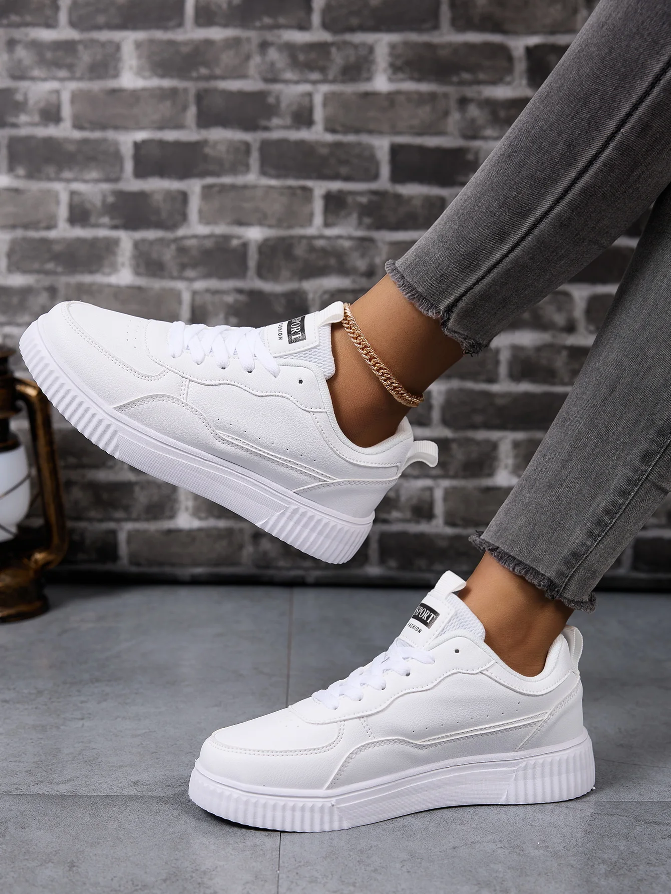 Herren-Skateboard-Schuhe, 2025, neue lässige Mode, atmungsaktive, rutschfeste Low-Top-Skateboard-Schuhe für Herren