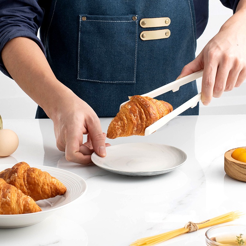 Heat Resistant Silicone Kitchen Tongs For Cooking, BBQ And Salad Serving white