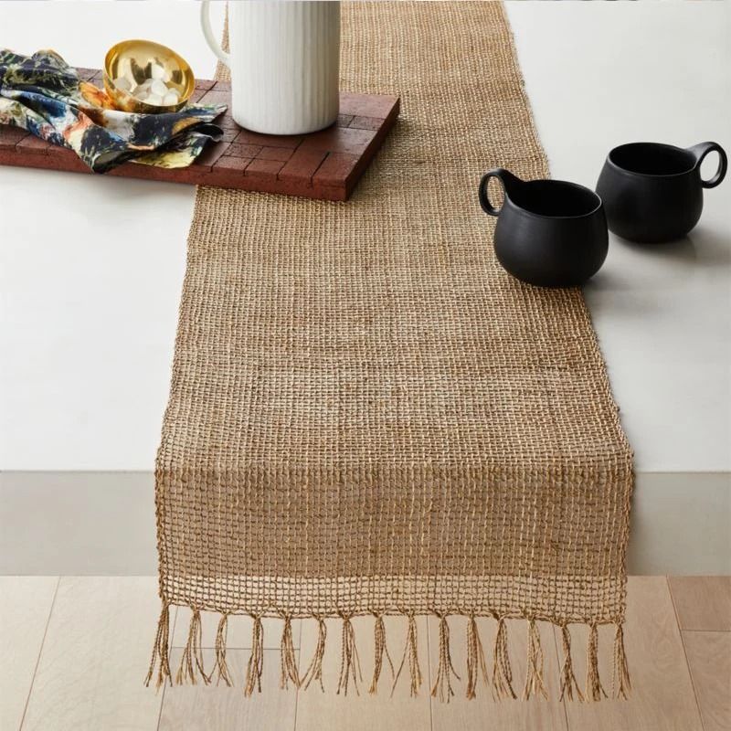 Natural Jute Table Runner With Tassels Rustic Burlap Christmas Home Decor & Farmhouse Wedding Table Flag 11.8 X 102.4 In (30x260 Cm)
