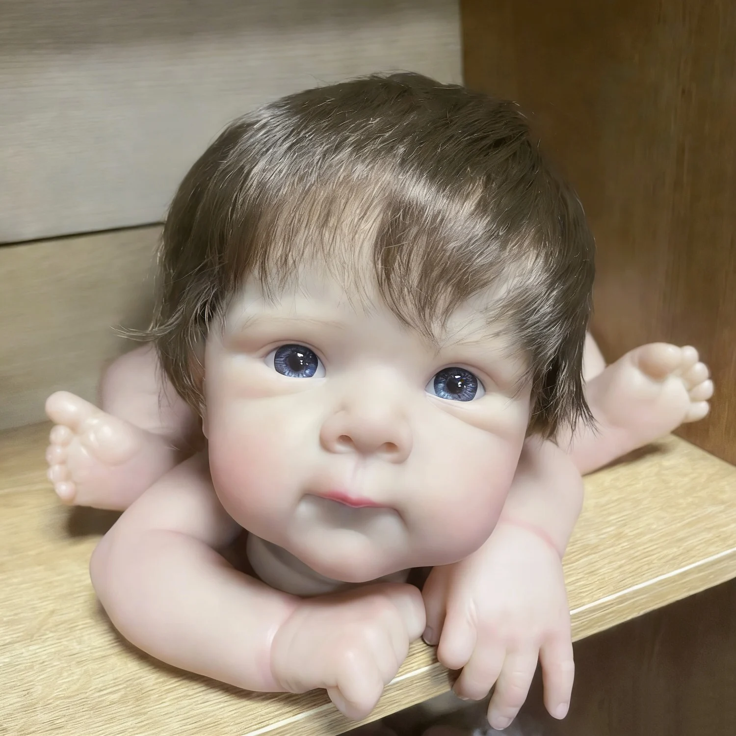 19 Zoll große, bereits bemalte Vinyl-Reborn-Puppenbausätze „Bettie“ mit handgepflanztem Haar, 3D-bemalter Haut, sichtbaren Venen und Stoffkörper inklusive