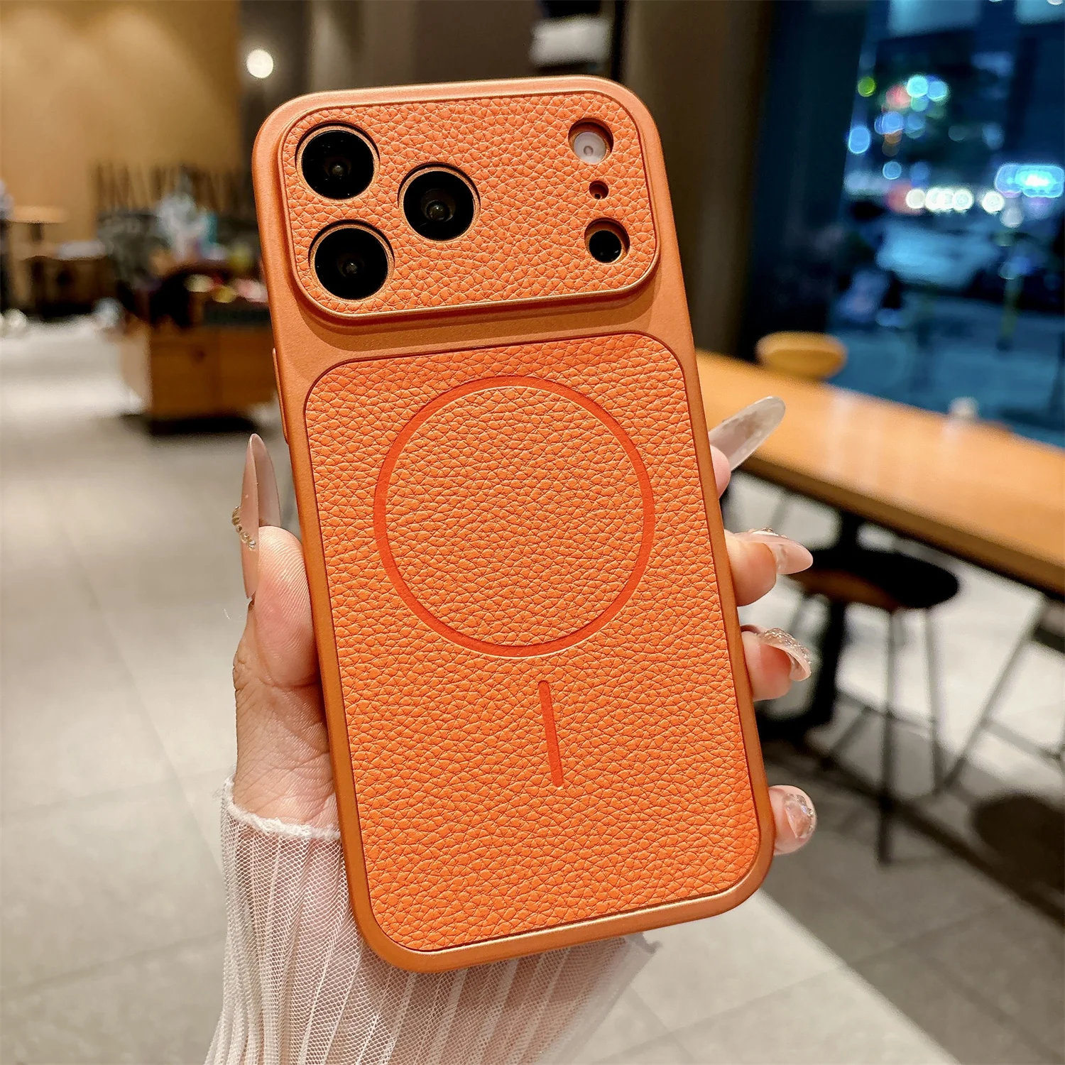 Luxuriöse magnetische kabellose Ladehülle für iPhone 17, 16, 15, 14 Pro Max – MagSafe Bumper Cover für iPhone 17 Air Image