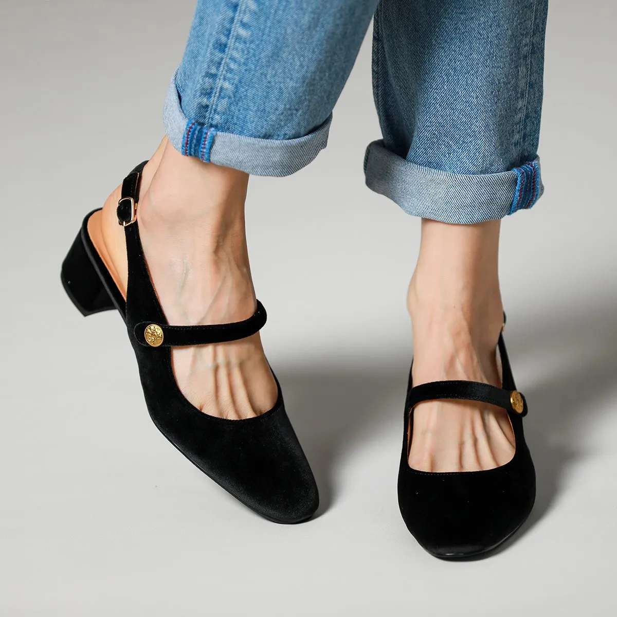 Sommer Sandalen Ein Riemen Elegante Damen Schnalle Schuhe Frühling Herbst Vintage Pumps Samt Frauen Pumpen 4 cm Mary Jane Einfache Schuhe Image