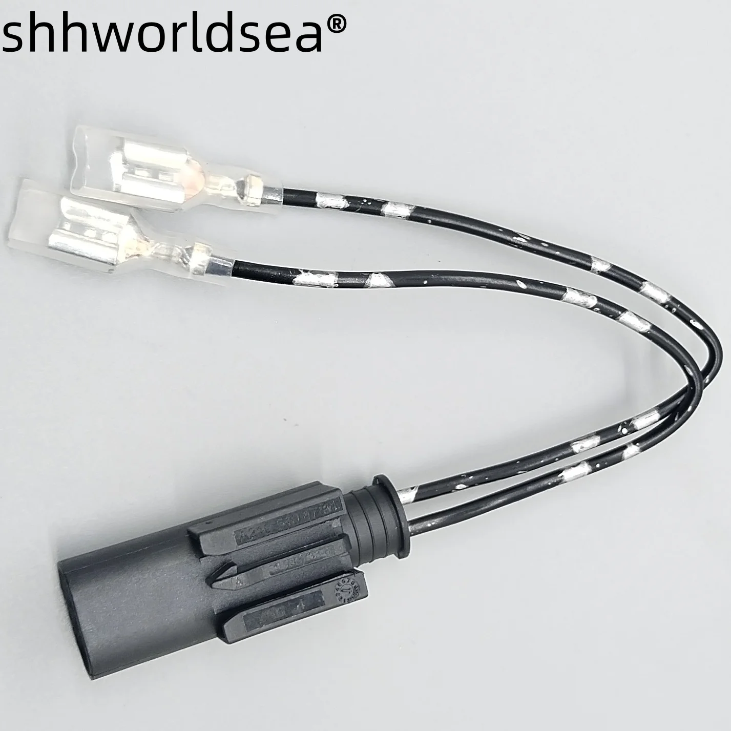 Shhworldsea Für BMW Motorrad Abenteuer Änderung Horn Eine Split Zwei Kabelbaum Stecker Accesorios Para Vehiculos Auto Audio Image