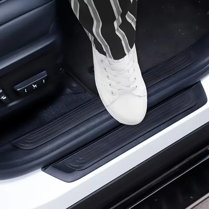 4-teiliger Universeller Autotürschwellenschutz Anti-Kratz-Gummistreifen Auto-Trittkantenschutz Abnutzungsschutz Schwarz Limousine SUV Styling Image