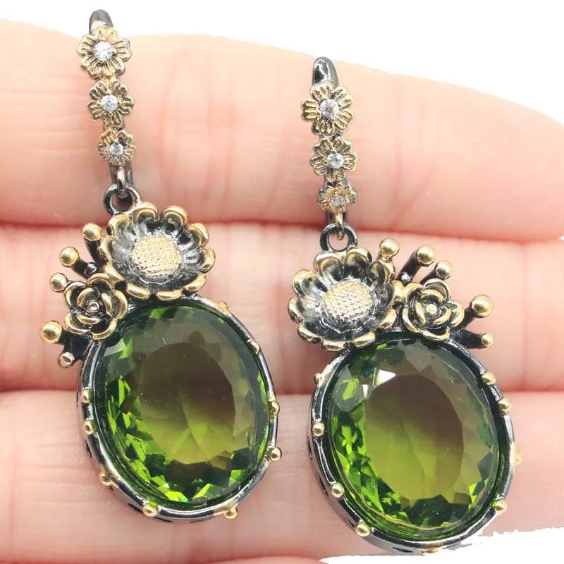 Kaufen Sie 4 und erhalten Sie 1 gratis, 47 x 18 mm, sublime Antik, 18,6 g, grüne Peridot-Blumen, Schwarzgold, Silber, baumelnde Ohrringe