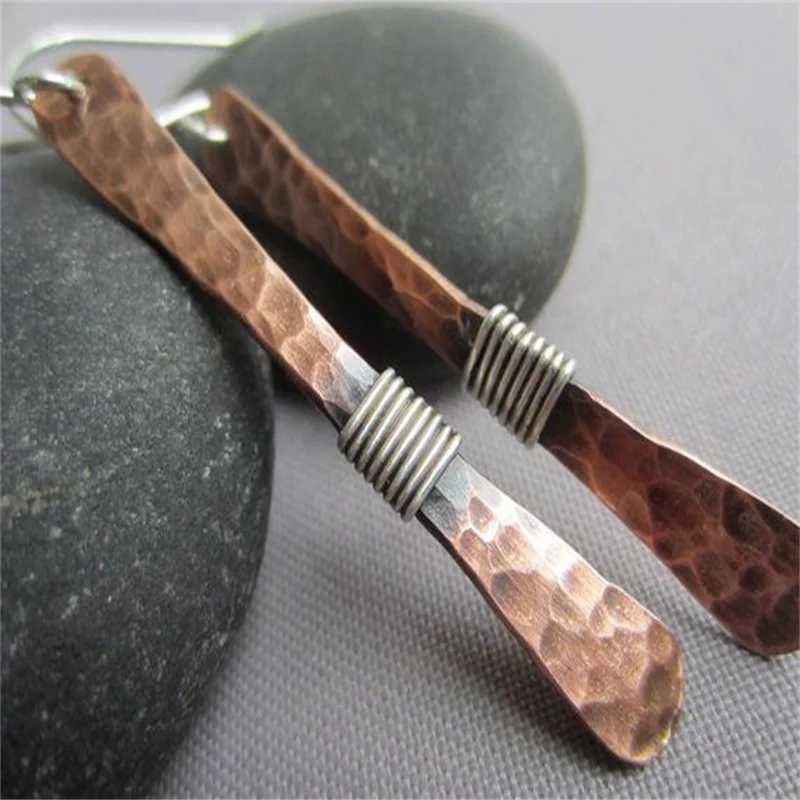 Vintage Einzigartige Zweifarbige Hammer-Anhänger-Ohrringe Damenmode Böhmischer Stil Bankett Urlaub Schmuck Accessoires Geschenke Image