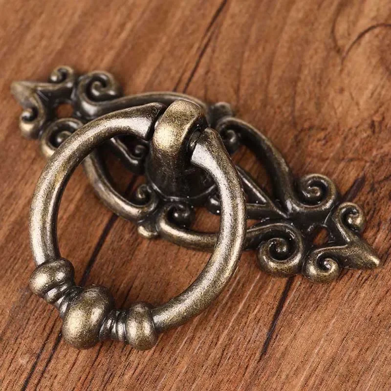 Retro Zink-legierung Küche Schublade Schrank Türgriff Möbel Knöpfe Hardware Schrank Antike Pull Griffe Bronze Ton + Schraube Image