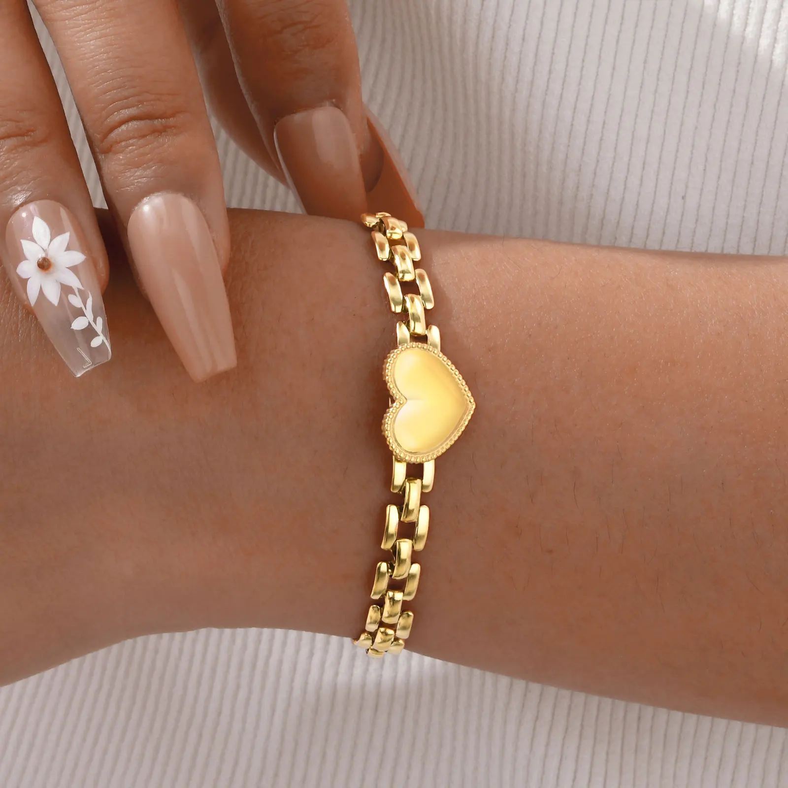 Trendiges Liebes-Herz-Armband für Frauen, Edelstahl-Armband mit Kettenarmbändern, exquisiter Party-Schmuck, Muttertagsgeschenk Image