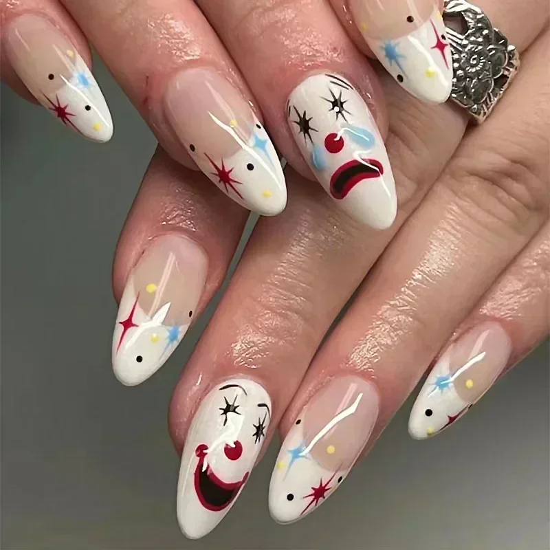 24 Stück Halloween-Kunstnägel mit Mandelkopf-Designs, niedliche Clown-Kunstnägel, französische Vollabdeckung, Maniküre, zum Aufdrücken von Nagelspitzen für Mädchen Image