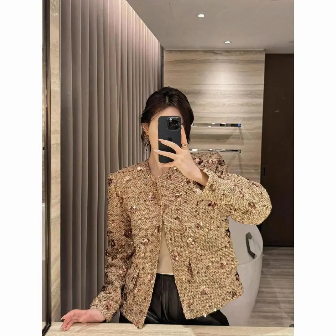 Luxus Tweed Jacke Frauen Mantel Langarm Tweed Blazer Crop Jacke Kurze Tops Plaid Taschen Büro Damen Kleidung Neue
