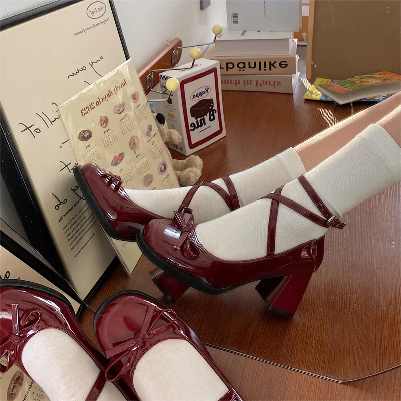 Rot Mary Jane Frauen Pumpen Dicke High Heels Schuhe Weibliche Lolita Karree Schuhe Frühling Mode Party Leder Frau Schuhe Neue