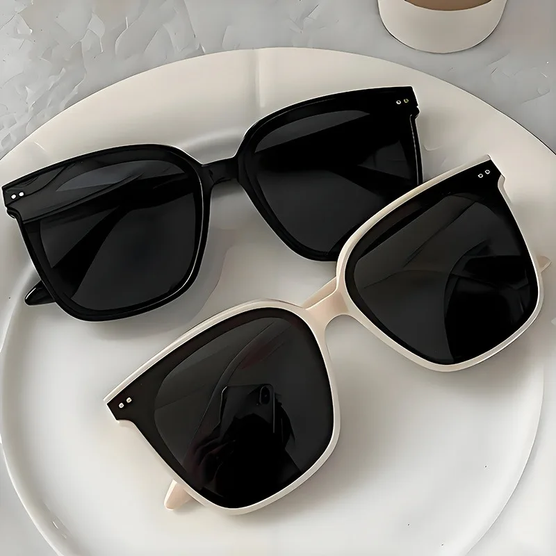 Übergroße Damen-Modebrille im Retro-Hongkong-Stil, dekorative Modeaccessoires für den täglichen besonderen Anlässe Image