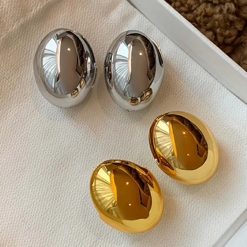 Mode Metall Glatte Große Runde Chunky Stud Ohrringe für Frauen Übertrieben Gold Farbe Hohl Geometrische Ohrring Schmuck Geschenke