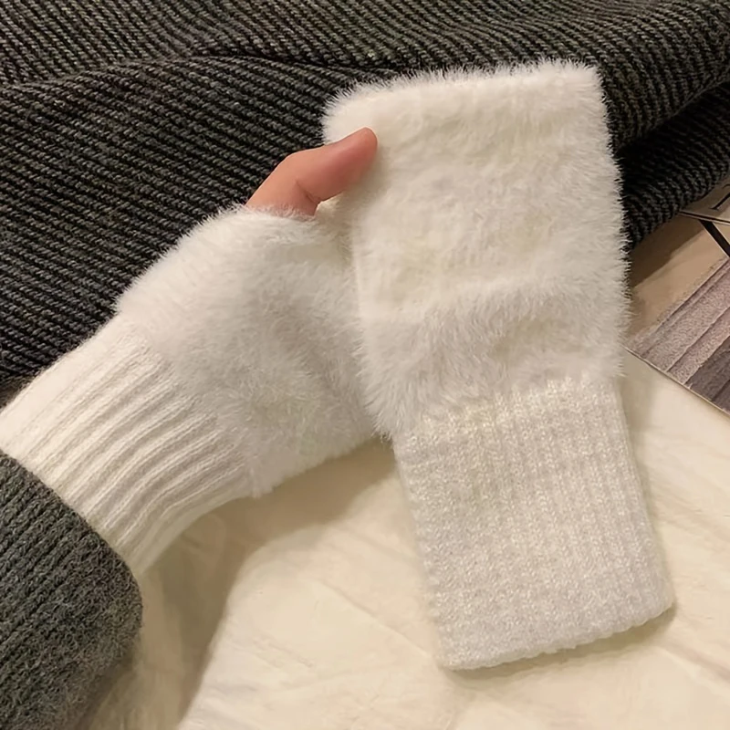 Herbst Winter Weiche Nerz Fleece Halbe Finger Handschuhe Frauen Plüsch Gestrickte Finger Handschuhe Handgelenk Fäustlinge Fahren Schreiben Handschuhe Image