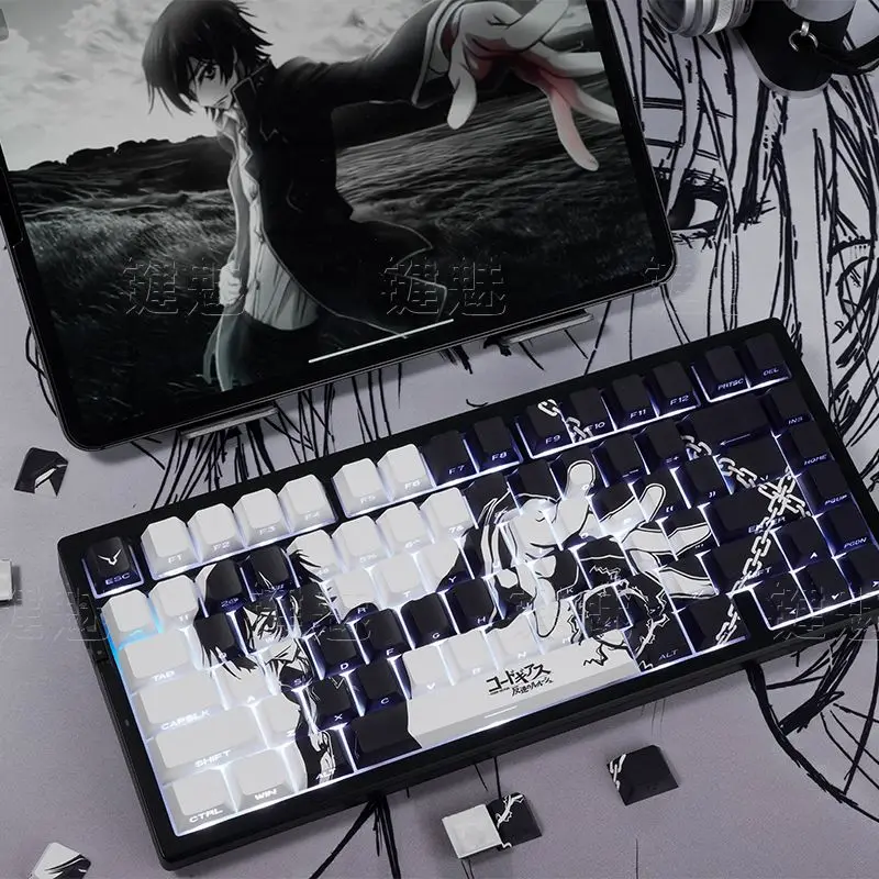 ‌ Lelouch Lamperouge Anime-Tastenkappen, 130 Tasten, PBT-Tastenkappe, Chreey-Tastenkappen, durchscheinende Tastenkappe, Dye-Sub, mechanische Tastaturkappen Image